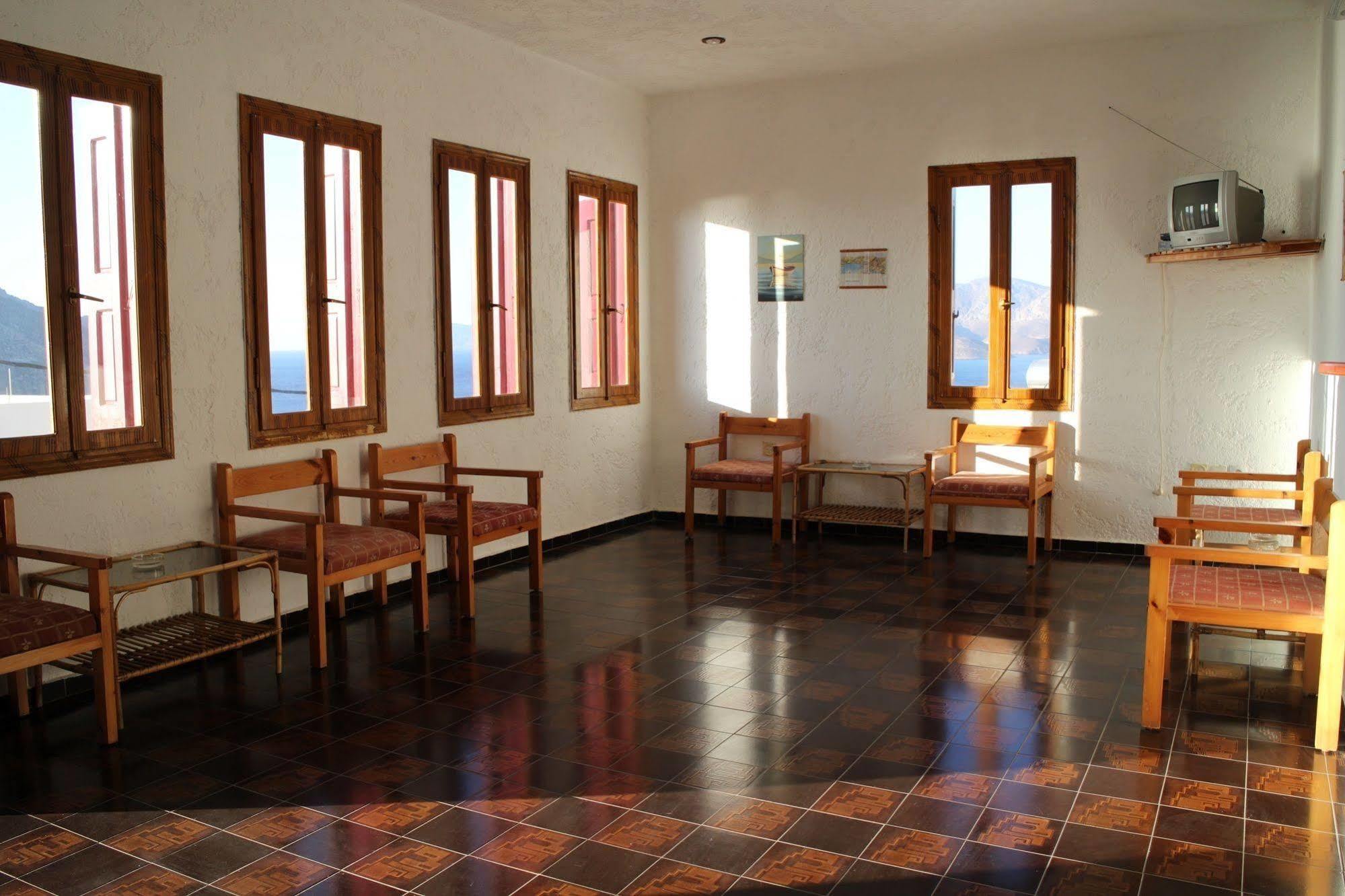 Afroditi Hotel Масурион Экстерьер фото